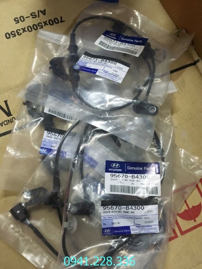 95670B4300 Cảm biến ABS bánh trước trái Hyundai i10