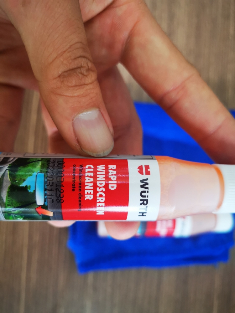 Combo 3 Chai Vệ Sinh Kính Lái Wurth Rapid Windscreen Cleaner 32ML Tặng 3 Khăn