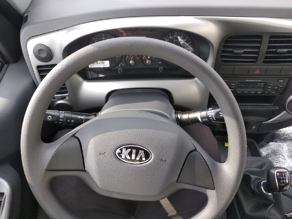 XE TẢI THACO KIA K250 THÙNG KÍN