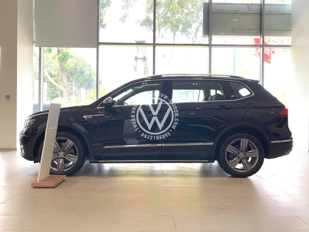 ✅Volkswagen Tiguan Luxury mới 100%, siêu khuyến mại 207tr+quà tặng khủng✅LH: Mr Thuận 0932168093 | VW-SAIGON.COM