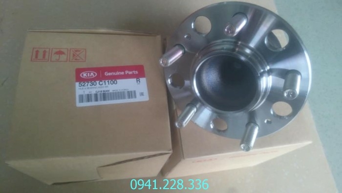 2241025100 Nắp dàn cò Kia Caren