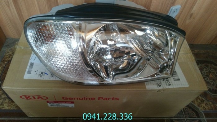 2241025100 Nắp dàn cò Kia Caren