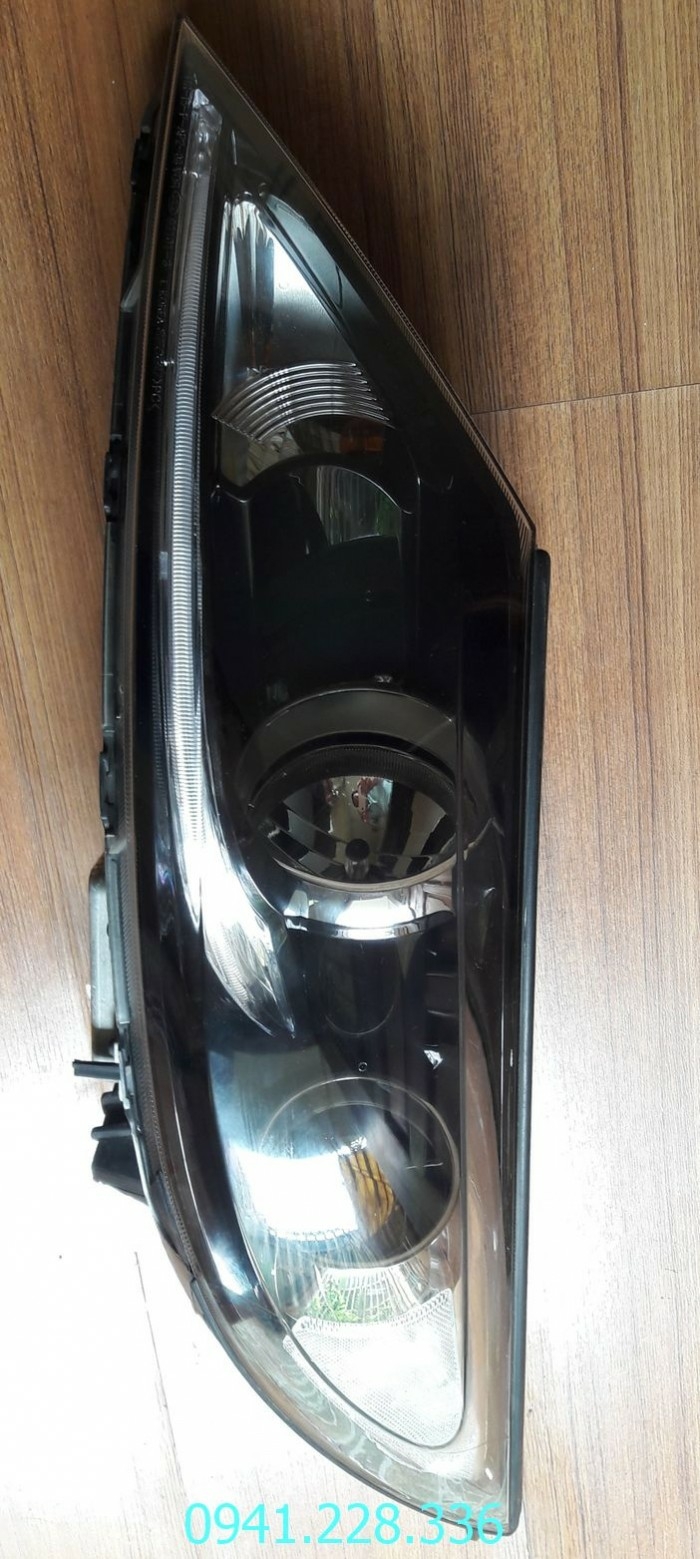 92401B4400 92402B4400 Đèn hậu miếng ngoài Hyundai i10 (4 cửa)