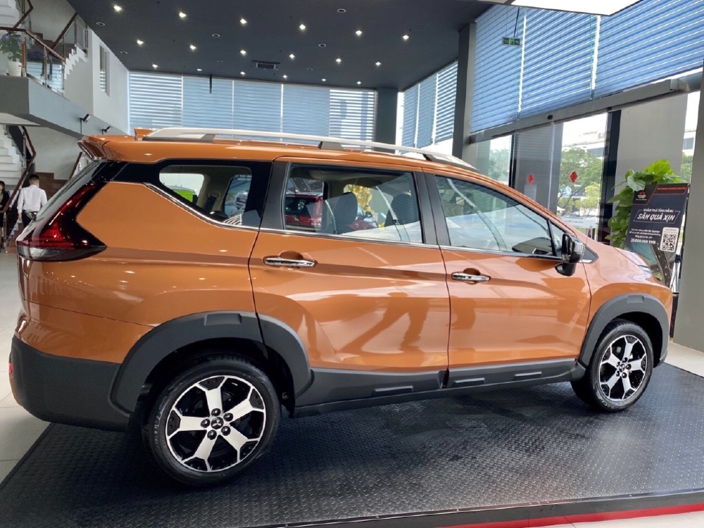 MITSUBISHI XPANDER CROSS 2020 TRẢ GÓP 90% GIÁ 670TR