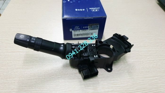 82450A7010 Mô tơ lên xuống kính (mô tơ quay kính) Kia K3