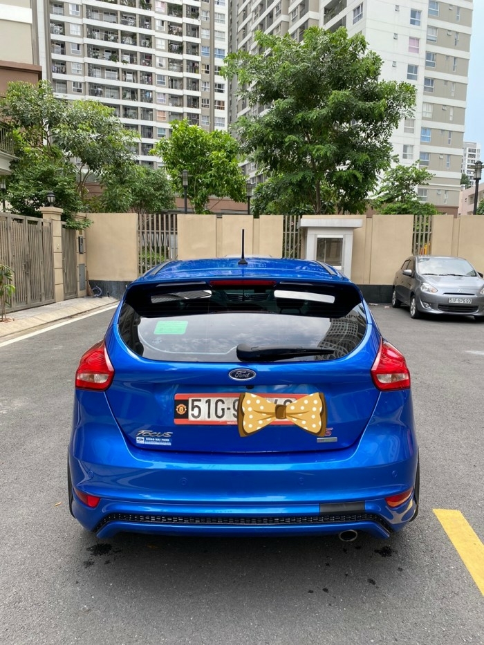 Focus S 2018 giá hợp lý xe màu xanh dương cực đẹp