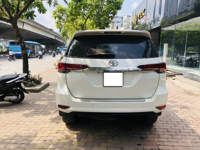 Toyota Fortuner 2017 nhập khẩu nguyên chiếc