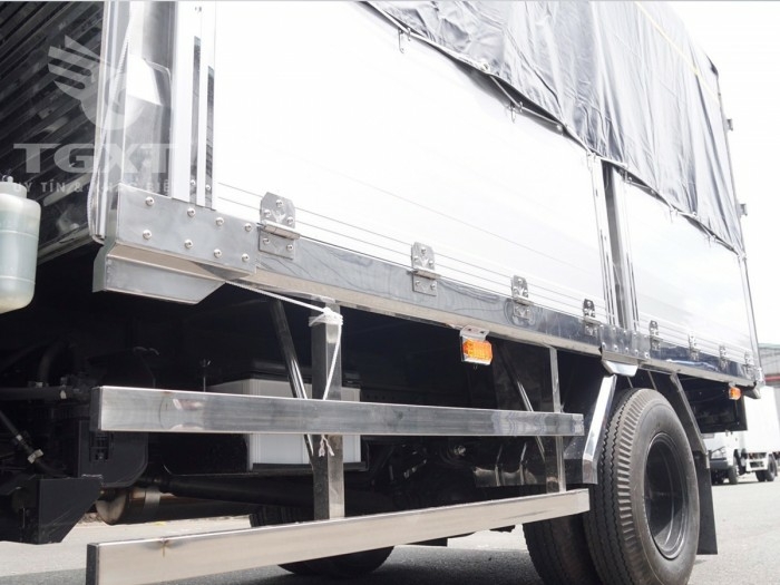 Xe tải Isuzu QKR230 thùng bạt, tải 1T, 1T4, 2T, 2T4, trả góp 80%
