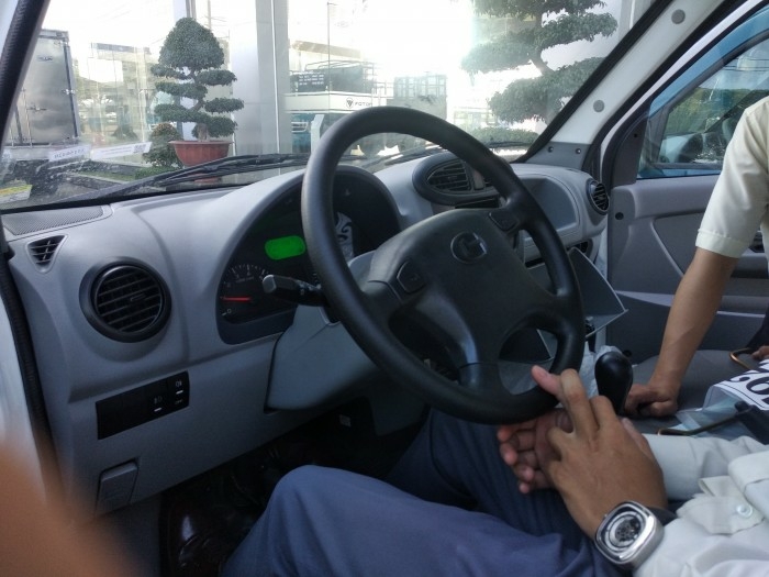 XE TẢI VAN 2 CHỖ TAY LÁI TRỢ LỰC ĐIỆN - TRẢ GÓP