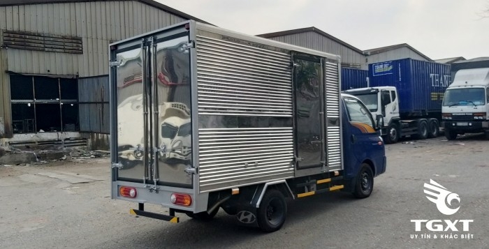 Huyndai H150 thùng kín, tải trọng 1T5, trả góp 80%