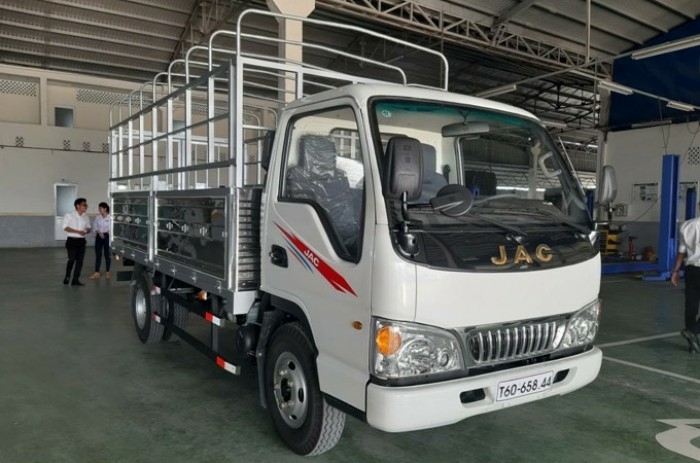Hot hot  xe tải 1,25t, 1.99t tồn euro2, cực bền, chở nặng tốt, hỗ trợ trả góp