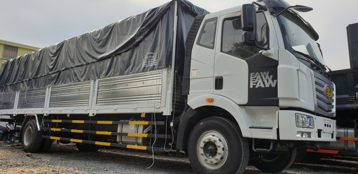 Mua Xe Tặng VÀNG đầu tháng 8, Xe tải FAW 7t25 thùng dài 9m7 duy nhất miền Nam