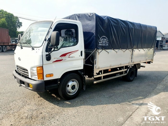 HYUNDAI N250SL MỚI NHẤT GIÁ SIÊU KHUYẾN MÃI, XE CÓ SẴN GIAO NGAY
