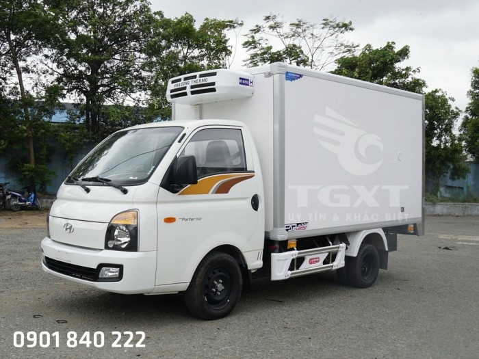 Xe Hyundai H150 thùng đông lạnh, xe có sẵn, trả góp 80%