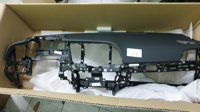 868423X000 Chắn bùn bánh hyundai ELANTRA