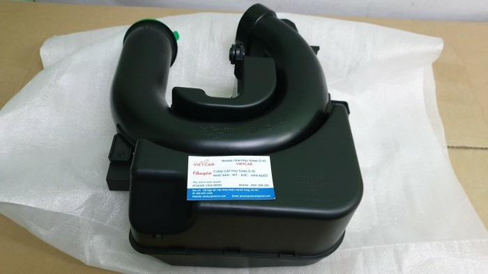 868423X000 Chắn bùn bánh hyundai ELANTRA