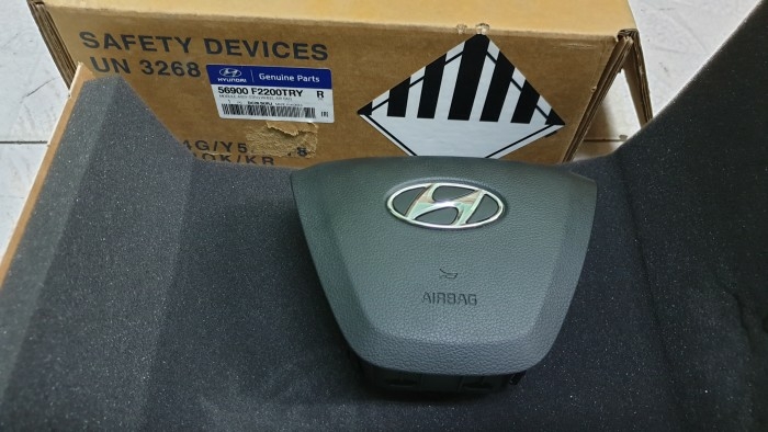868423X000 Chắn bùn bánh hyundai ELANTRA