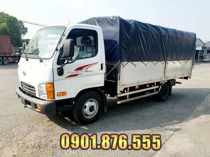 Hyundai N250SL thùng dài 4m3 trả trước 20% bao lo giấy tờ