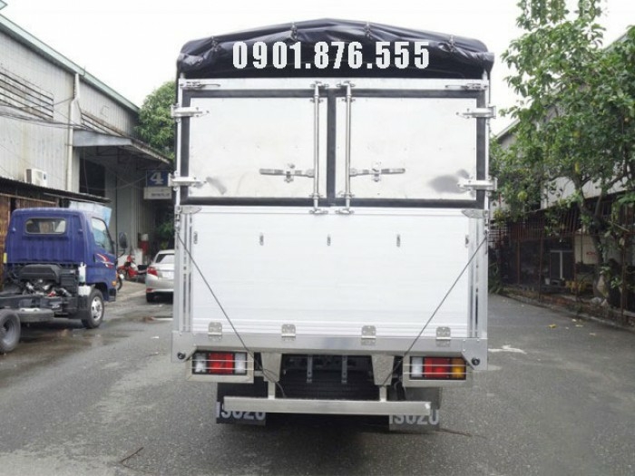 Xe tải Isuzu QKR230 hỗ trợ trả góp giá tốt 120tr nhận xe