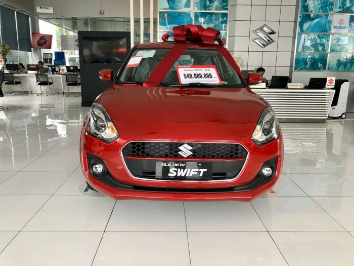 Swift Đỏ Có Sẵn Giao Ngay