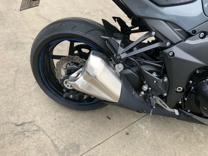 KAWASAKI Z1000 CHÍNH HÃNG - 2018