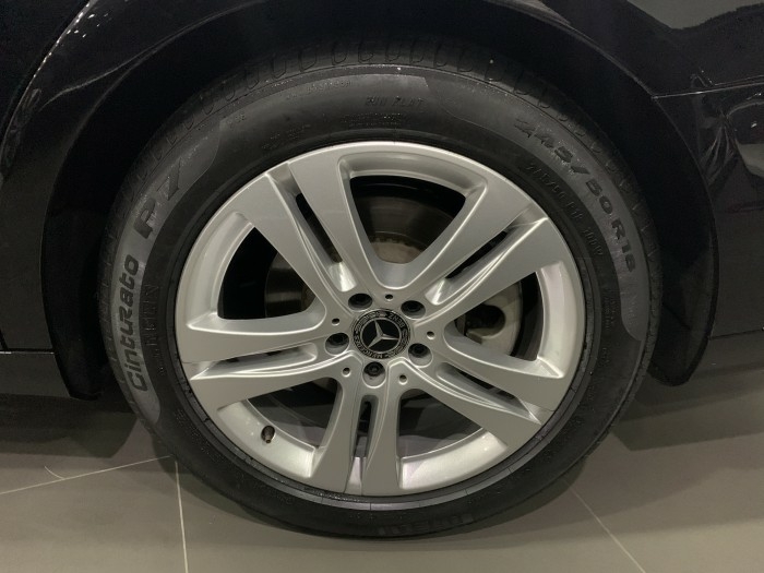 Cần bán 04lốp(dự phòng) Cinturato P7-245/50 R18 Merc  Benz và narăng mới 100%