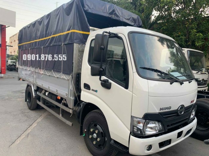 Hino XZU720L thùng dài 5m2 hỗ trợ vay cao toàn quốc