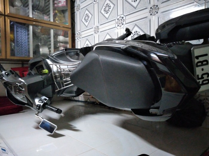 Cần bán xe air blade 125. 2018 màu xám đen