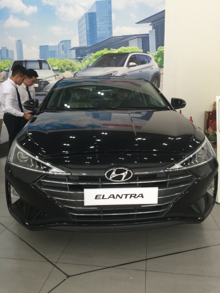 HYUNDAI ELANTRA GIÁ TỐT CHỈ 106 TRIỆU NHẬN XE - TẶNG NHIỀU PHỤ KIỆN CHO XE