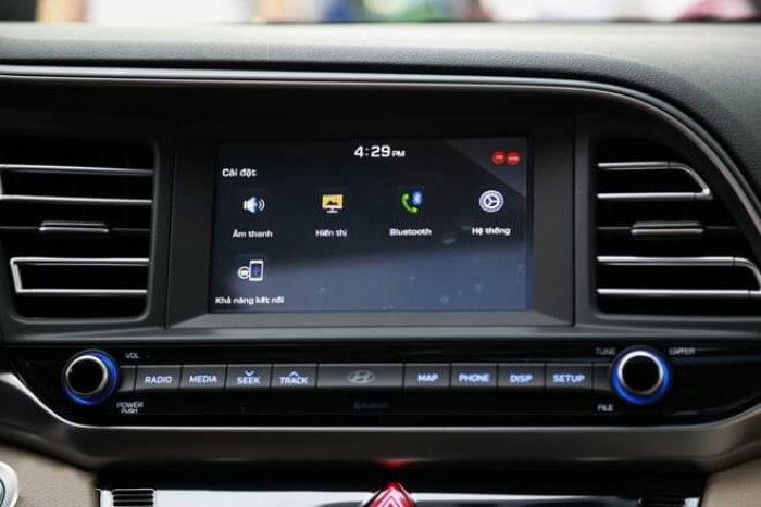 HYUNDAI ELANTRA GIÁ TỐT CHỈ 106 TRIỆU NHẬN XE - TẶNG NHIỀU PHỤ KIỆN CHO XE