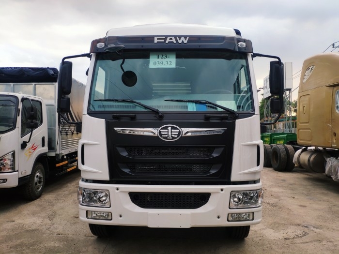xe tải faw 9 tấn thùng 8.3 mét chở hàng cồng kềnh,giá rẻ tại bình dương