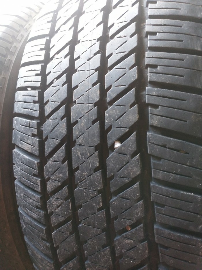 Lốp bridgestone 265/60r18 japan mới 90%