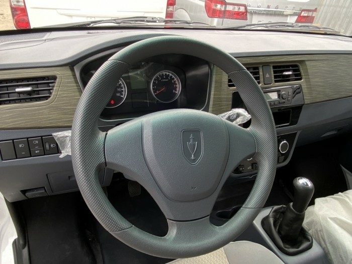 BÁN XE TẢI VAN DONGBEN X30, MODEL 2020