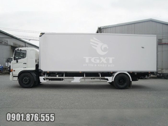 Xe tải Hino FG thùng bảo ôn dài 7m9 hỗ trợ vay cao giao nhanh