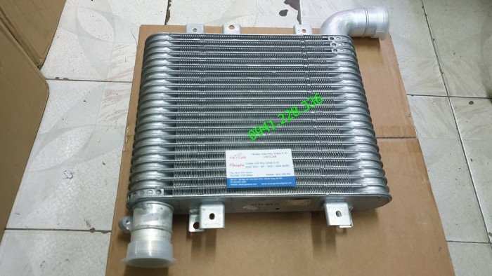 2827127750  Két làm mát turbo Hyundai Santafe