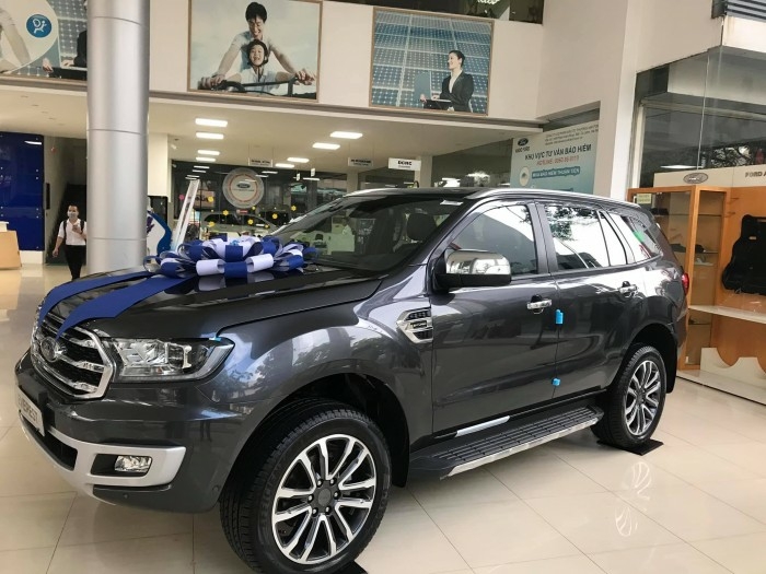 Bán xe Ford Everest 2.0AT 4x4 Titanium 2020