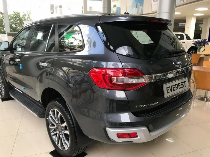 Bán xe Ford Everest 2.0AT 4x4 Titanium 2020