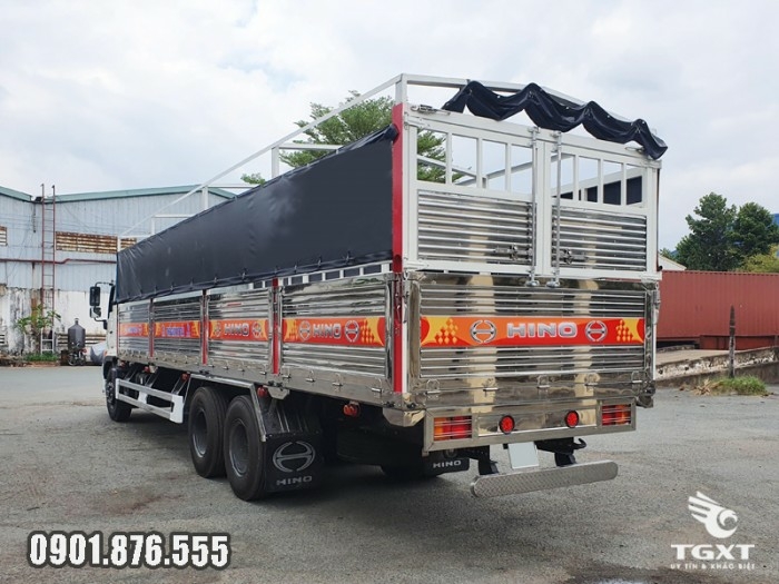Xe tải Hino FM thùng bạt giá cạnh tranh giao xe nhanh