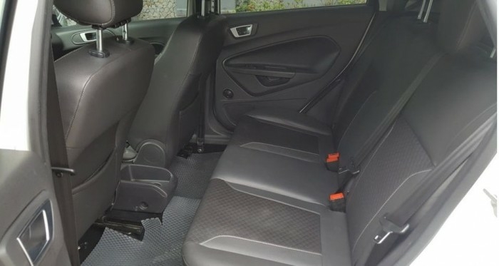 Cần bán xe Fiesta S 2015, bản 1.0 Tubo, màu trắng.