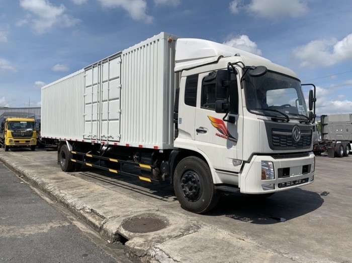 Báo giá xe tải DongFeng B180, 7.5 tấn thùng kín kiểu công ten nơ 9,7m