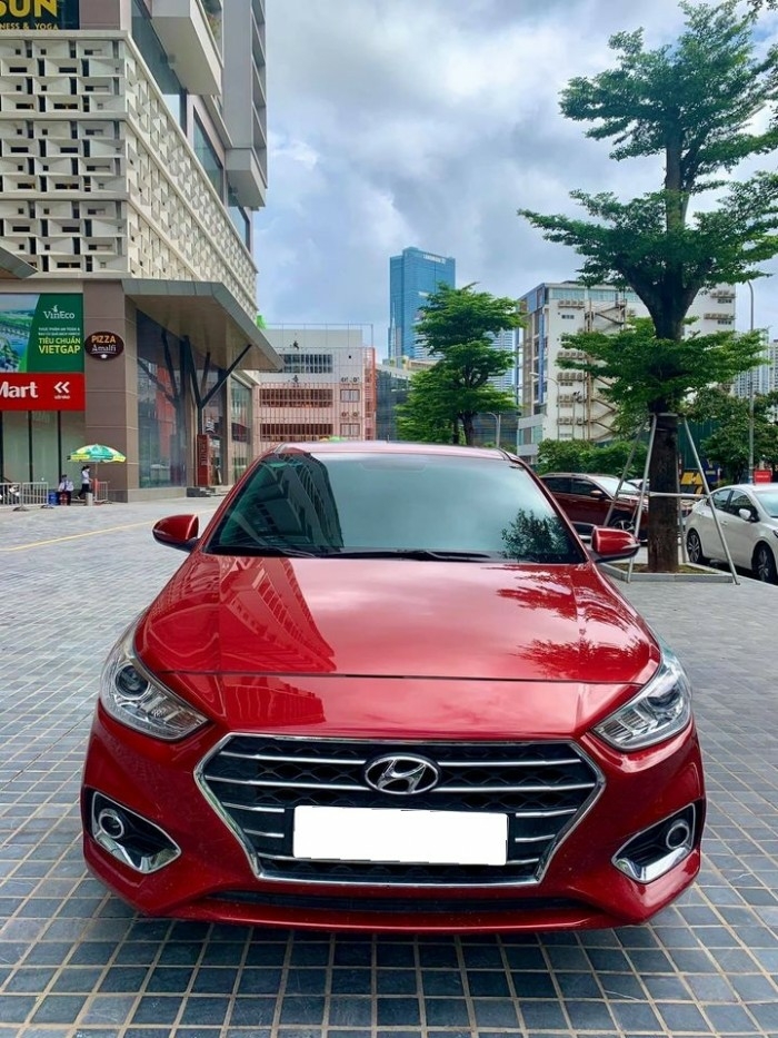 Cần bán xe Accent 2019, số tự động, bản full kịch, màu đỏ mới ken
