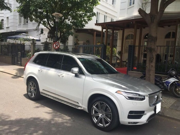 Gia đình cần bán siêu phẩm Volvo XC90 2019, số tự động, bản full