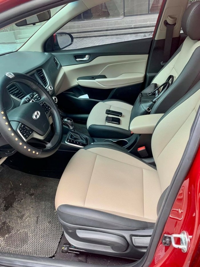 Cần bán xe Accent 2019, số tự động, bản full kịch, màu đỏ mới ken