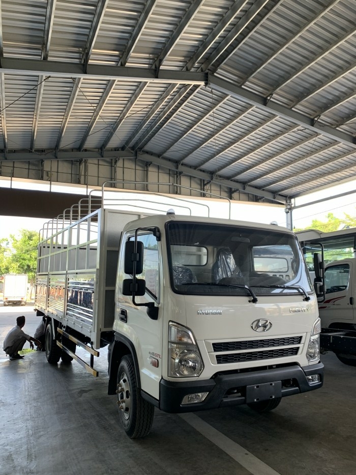 Hyundai EX8 GTL, 2020, tải 7t2 dài 5m74