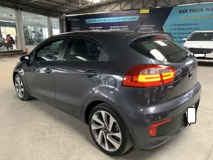 Kia Rio HB 1.5AT 2015 màu xám xe đẹp bao test hãng