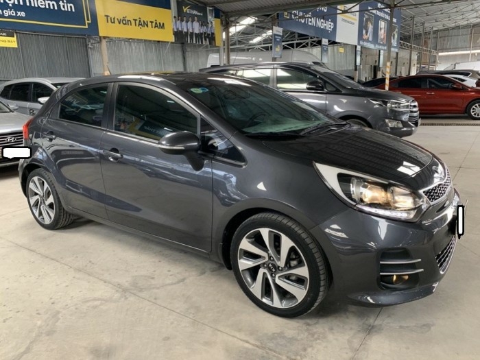 Kia Rio HB 1.5AT 2015 màu xám xe đẹp bao test hãng