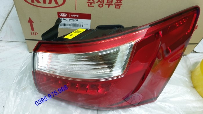 924011W050  924021W050 Đèn hậu ngoài có led Kia Rio