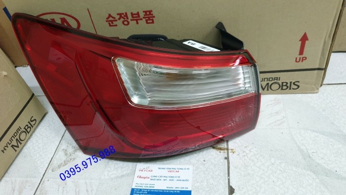 924011W000 / 924011W010 Đèn hậu ngoài  không led Kia Rio