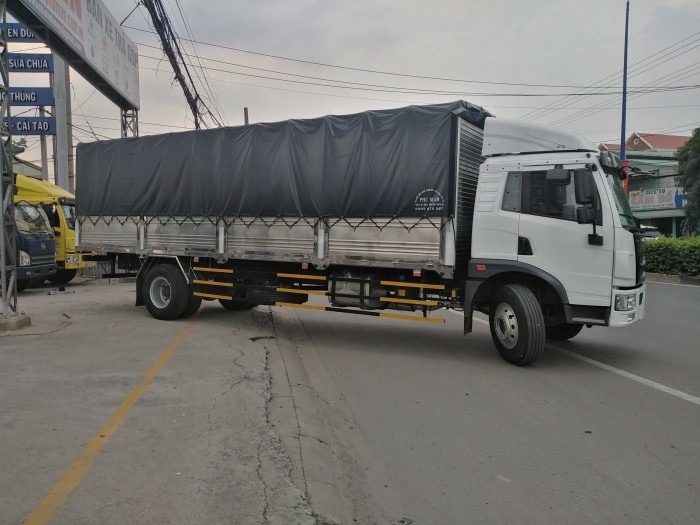xe tải 8 tấn thùng 8 mét giảm giá 10% giá công khai 800tr