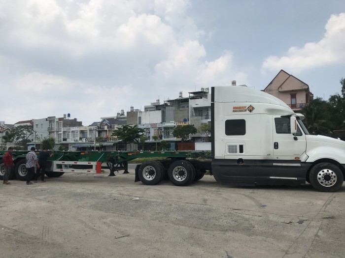 Đầu kéo mỹ Maxxfore 1-2 Giường 450HP